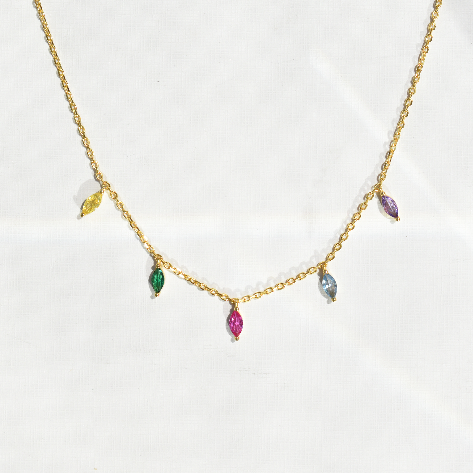 mini majestic necklace